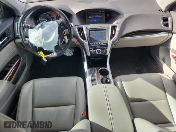 ✅ 2017 Acura TLX V6 • VIN: 19UUB2F38HA007519 • Лот: 91513905. Опубликован ранее на Copart с пробегом 99 106 миль. Бесплатный доступ к архиву аукционных продаж из США и подробный отчёт об истории автомобиля на DreamBid. Изображение 8.