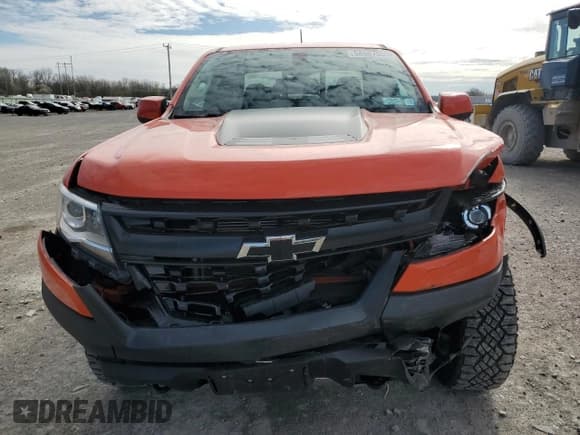 ✅ 2020 Chevrolet Colorado 4WD ZR2 • VIN: 1GCRTEEN2L1143689 • Лот: 54567855. Опубликован ранее на Copart с пробегом 74 047 миль. Бесплатный доступ к архиву аукционных продаж из США и подробный отчёт об истории автомобиля на DreamBid. Изображение 5.