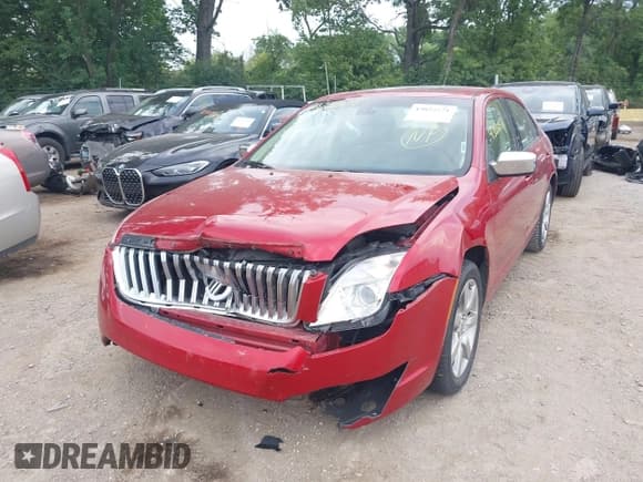 ✅ 2011 Mercury Milan Premier • VIN: 3MEHM0JG2BR601446 • Lot: 43022571. Listed on IAAI with 66,046 mi. Free auction sales archive from the USA and detailed vehicle history report at DreamBid. Image 18.