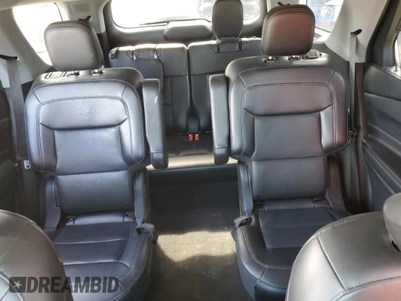 ✅ 2022 Ford Explorer Limited • VIN: 1FMSK7FH2NGA62728 • Lot: 48003325. Wystawiony na Copart z przebiegiem 63 337 mil. Bezpłatny archiwum sprzedaży aukcyjnych z USA i szczegółowy raport historii pojazdu na DreamBid. Zdjęcie 10.