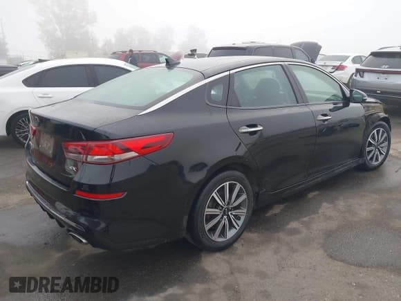 ✅ 2019 Kia Optima EX • VIN: 5XXGU4L18KG373867 • Lot: 43620148. Wystawiony na IAAI z przebiegiem 68 425 mil. Bezpłatny archiwum sprzedaży aukcyjnych z USA i szczegółowy raport historii pojazdu na DreamBid. Zdjęcie 4.