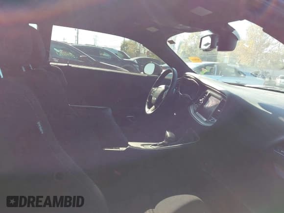 ✅ 2019 Dodge Challenger GT • VIN: 2C3CDZKG3KH537013 • Lot: 43550695. Listed on IAAI with 89,276 mi. Free auction sales archive from the USA and detailed vehicle history report at DreamBid. Image 5.