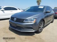 ✅ 2017 Volkswagen Jetta SE • VIN: 3VWB67AJ4HM347652 • Лот: 42654577. Опубликован ранее на IAAI с пробегом 99 266 миль. Бесплатный доступ к архиву аукционных продаж из США и подробный отчёт об истории автомобиля на DreamBid. Изображение 2.