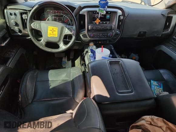 ✅ 2015 Chevrolet Silverado 2500HD LTZ • VIN: 1GC1KWEGXFF151571 • Lot: 70720795. Wystawiony na Copart z przebiegiem 168 899 mil. Bezpłatny archiwum sprzedaży aukcyjnych z USA i szczegółowy raport historii pojazdu na DreamBid. Zdjęcie 8.