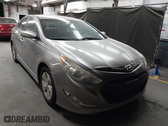 ✅ 2013 Hyundai Sonata Limited • VIN: KMHEC4A49DA093781 • Лот: 42867222. Опубликован ранее на IAAI с пробегом Не указан. Бесплатный доступ к архиву аукционных продаж из США и подробный отчёт об истории автомобиля на DreamBid. Изображение 1.