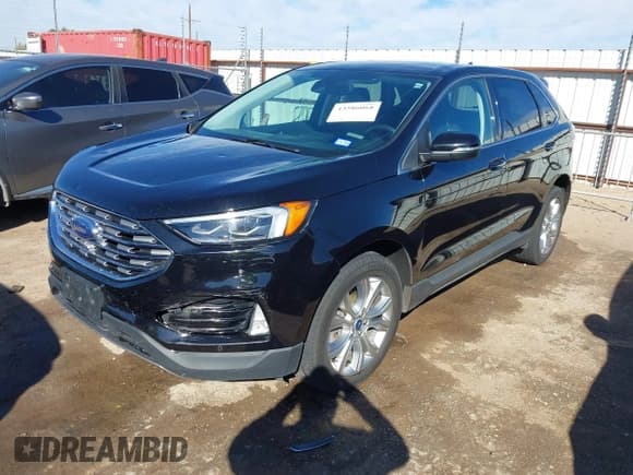 ✅ 2022 Ford Edge Titanium • VIN: 2FMPK4K96NBA30360 • Lot: 43586068. Wystawiony na IAAI z przebiegiem 92 612 mil. Bezpłatny archiwum sprzedaży aukcyjnych z USA i szczegółowy raport historii pojazdu na DreamBid. Zdjęcie 17.
