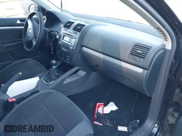 ✅ 2009 Volkswagen Jetta • VIN: 3VWKZ71K99M250030 • Lot: 42235887. Listed on IAAI with 155,301 mi. Free auction sales archive from the USA and detailed vehicle history report at DreamBid. Image 5.