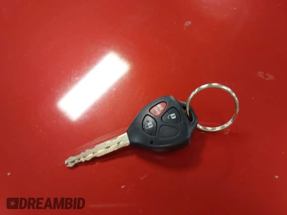 ✅ 2011 Toyota RAV4 Sport • VIN: JTMRK4DV0B5102614 • Lot: 42486700. Listed on IAAI with 175,877 mi. Free auction sales archive from the USA and detailed vehicle history report at DreamBid. Image 11.