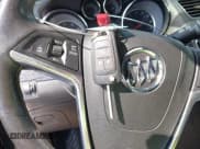 ✅ 2015 Buick Encore Leather • VIN: KL4CJGSB6FB251615 • Lot: 43353654. Wystawiony na IAAI z przebiegiem 111 932 mil. Bezpłatny archiwum sprzedaży aukcyjnych z USA i szczegółowy raport historii pojazdu na DreamBid. Zdjęcie 11.