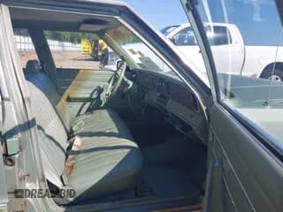 ✅ 1981 Plymouth Reliant • VIN: 1P3BK49D0BF241394 • Lot: 42341503. Listed on IAAI with 72,629 mi. Free auction sales archive from the USA and detailed vehicle history report at DreamBid. Image 5.