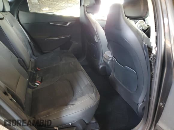 ✅ 2024 Kia EV6 Light Long Range • VIN: KNDC3DLC3R5186280 • Lot: 82421014. Listed on Copart with 1,352 mi. Free auction sales archive from the USA and detailed vehicle history report at DreamBid. Image 11.