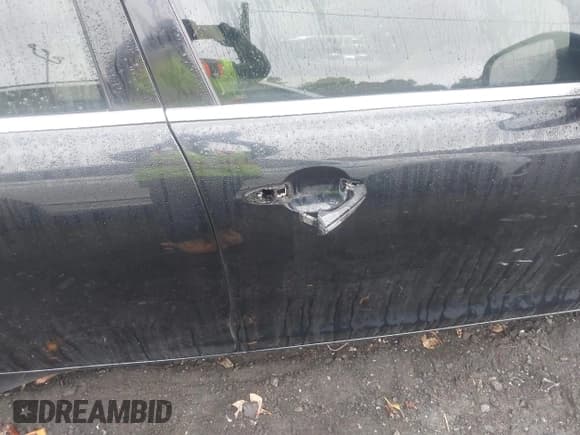 ✅ 2012 Jaguar XJ • VIN: SAJWA1CB7CLV30528 • Lot: 43573126. Listed on IAAI with 194,810 mi. Free auction sales archive from the USA and detailed vehicle history report at DreamBid. Image 6.