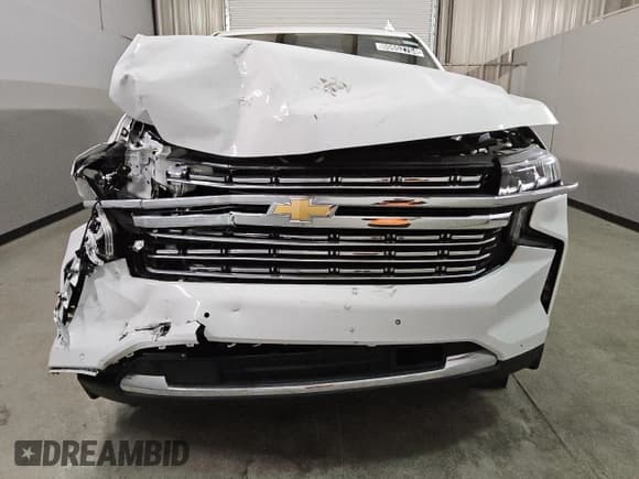 ✅ 2023 Chevrolet Suburban Premier • VIN: 1GNSCFKD1PR196465 • Lot: 80652704. Wystawiony na Copart z przebiegiem 35 054 mil. Bezpłatny archiwum sprzedaży aukcyjnych z USA i szczegółowy raport historii pojazdu na DreamBid. Zdjęcie 5.