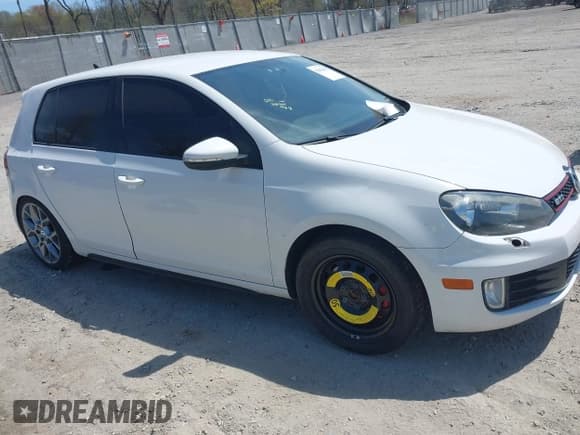 ✅ 2013 Volkswagen Golf GTI Driver's Edition • VIN: WVWHV7AJ2DW135293 • Лот: 42054437. Опубликован ранее на IAAI с пробегом 134 795 миль. Бесплатный доступ к архиву аукционных продаж из США и подробный отчёт об истории автомобиля на DreamBid. Изображение 1.