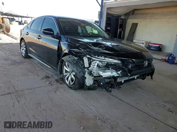 ✅ 2023 Honda Civic LX • VIN: 2HGFE2F2XPH568540 • Lot: 70373155. Wystawiony na Copart z przebiegiem 26 259 mil. Bezpłatny archiwum sprzedaży aukcyjnych z USA i szczegółowy raport historii pojazdu na DreamBid. Zdjęcie 14.