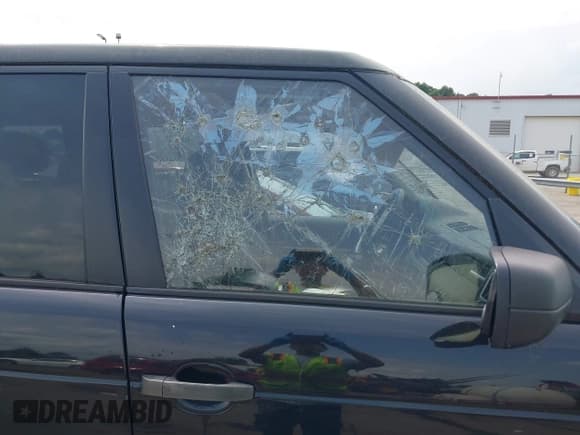 ✅ 2009 Land Rover Range Rover HSE • VIN: SALMF15429A298892 • Lot: 42386239. Wystawiony na IAAI z przebiegiem 146 340 mil. Bezpłatny archiwum sprzedaży aukcyjnych z USA i szczegółowy raport historii pojazdu na DreamBid. Zdjęcie 18.