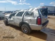 ✅ 2007 Jeep Commander Limited • VIN: 1J8HG58P97C690653 • Лот: 81091845. Опубликован ранее на Copart с пробегом Не указан. Бесплатный доступ к архиву аукционных продаж из США и подробный отчёт об истории автомобиля на DreamBid. Изображение 2.