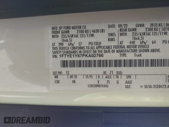 ✅ 2023 Ford Transit Cargo • VIN: 1FTYE1Y87PKA02766 • Lot: 41360841. Wystawiony na IAAI z przebiegiem 24 100 mil. Bezpłatny archiwum sprzedaży aukcyjnych z USA i szczegółowy raport historii pojazdu na DreamBid. Zdjęcie 9.