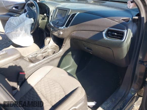 ✅ 2020 Chevrolet Equinox LT • VIN: 2GNAXUEVXL6217957 • Lot: 43400232. Wystawiony na IAAI z przebiegiem 108 527 mil. Bezpłatny archiwum sprzedaży aukcyjnych z USA i szczegółowy raport historii pojazdu na DreamBid. Zdjęcie 5.