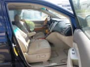 ✅ 2004 Lexus RX 330 • VIN: JTJGA31U440012556 • Lot: 43537200. Wystawiony na IAAI z przebiegiem 107 151 mil. Bezpłatny archiwum sprzedaży aukcyjnych z USA i szczegółowy raport historii pojazdu na DreamBid. Zdjęcie 5.