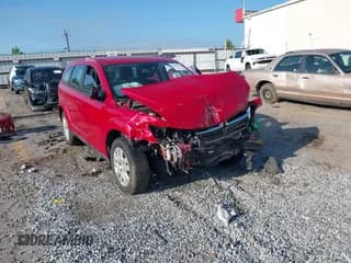 ✅ 2014 Dodge Journey American Value • VIN: 3C4PDCAB5ET256911 • Lot: 42821132. Wystawiony na IAAI z przebiegiem 71 511 mil. Bezpłatny archiwum sprzedaży aukcyjnych z USA i szczegółowy raport historii pojazdu na DreamBid. Zdjęcie 1.