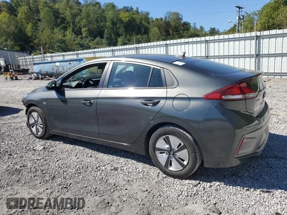 ✅ 2020 Hyundai Ioniq Blue • VIN: KMHC65LC0LU227485 • Lot: 81952945. Listed on Copart with 99,872 mi. Free auction sales archive from the USA and detailed vehicle history report at DreamBid. Image 2.