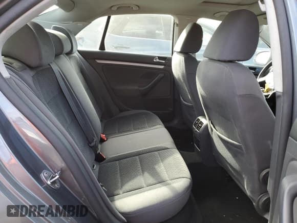 ✅ 2009 Volkswagen Jetta S • VIN: 3VWHZ71KX9M011693 • Лот: 87076904. Опубликован ранее на Copart с пробегом 157 478 миль. Бесплатный доступ к архиву аукционных продаж из США и подробный отчёт об истории автомобиля на DreamBid. Изображение 10.