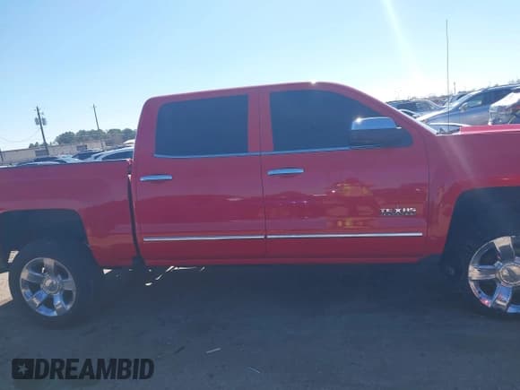 ✅ 2018 Chevrolet Silverado 1500 LTZ • VIN: 3GCUKSEJ8JG384079 • Лот: 41306960. Опубликован ранее на IAAI с пробегом 154 680 миль. Бесплатный доступ к архиву аукционных продаж из США и подробный отчёт об истории автомобиля на DreamBid. Изображение 13.