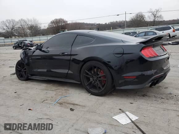 2020 Ford Mustang Shelby GT500 with VIN 1FA6P8SJ9L5505512, listed as a Copart auction lot 83252424 with 27,692 mi miles and Clean title. Bid and sale history available at DreamBid. Image 2.
