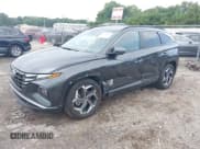 ✅ 2024 Hyundai Tucson SEL • VIN: 5NMJF3DE6RH325792 • Lot: 43281355. Wystawiony na IAAI z przebiegiem 32 274 mil. Bezpłatny archiwum sprzedaży aukcyjnych z USA i szczegółowy raport historii pojazdu na DreamBid. Zdjęcie 2.