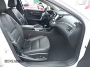 ✅ 2018 Chevrolet Impala LT • VIN: 2G1105S30J9102388 • Lot: 43578417. Wystawiony na IAAI z przebiegiem 66 165 mil. Bezpłatny archiwum sprzedaży aukcyjnych z USA i szczegółowy raport historii pojazdu na DreamBid. Zdjęcie 5.