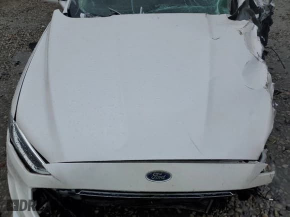 ✅ 2018 Ford Fusion Titanium • VIN: 3FA6P0D90JR247220 • Лот: 80492255. Опубликован ранее на Copart с пробегом Не указан. Бесплатный доступ к архиву аукционных продаж из США и подробный отчёт об истории автомобиля на DreamBid. Изображение 13.