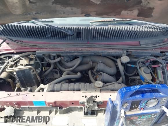 ✅ 1994 Ford Econoline Cargo • VIN: 1FDEE14H6RHB61752 • Lot: 41783296. Listed on IAAI with 194,482 mi. Free auction sales archive from the USA and detailed vehicle history report at DreamBid. Image 10.