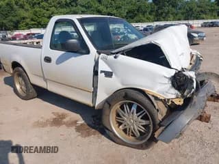✅ 2004 Ford F-150 XL • VIN: 2FTRF17W84CA06410 • Lot: 43004831. Listed on IAAI with 232,289 mi. Free auction sales archive from the USA and detailed vehicle history report at DreamBid. Image 1.