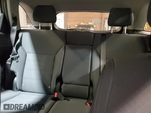 ✅ 2016 Kia Sorento LX • VIN: 5XYPGDA35GG016418 • Lot: 92092155. Listed on Copart with 168,625 mi. Free auction sales archive from the USA and detailed vehicle history report at DreamBid. Image 10.