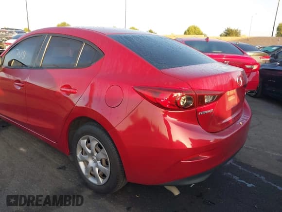 ✅ 2016 Mazda 3 i Sport • VIN: JM1BM1T72G1343375 • Lot: 43627040. Listed on IAAI with 137,020 mi. Free auction sales archive from the USA and detailed vehicle history report at DreamBid. Image 3.
