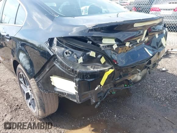 ✅ 2017 Buick Regal Sport Touring • VIN: 2G4GL5EX1H9149992 • Lot: 41912464. Listed on IAAI with 6,666 mi. Free auction sales archive from the USA and detailed vehicle history report at DreamBid. Image 18.