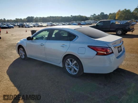 ✅ 2014 Nissan Altima SL • VIN: 1N4AL3AP8EC117488 • Lot: 90816915. Wystawiony na Copart z przebiegiem 202 566 mil. Bezpłatny archiwum sprzedaży aukcyjnych z USA i szczegółowy raport historii pojazdu na DreamBid. Zdjęcie 2.