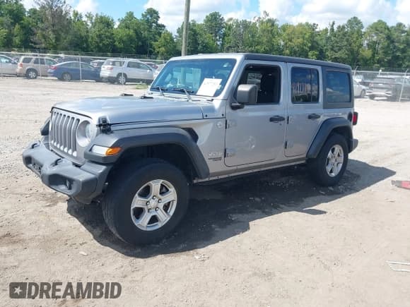 ✅ 2020 Jeep Wrangler Unlimited Sport S • VIN: 1C4HJXDN2LW160395 • Lot: 42977253. Wystawiony na IAAI z przebiegiem 112 073 mil. Bezpłatny archiwum sprzedaży aukcyjnych z USA i szczegółowy raport historii pojazdu na DreamBid. Zdjęcie 2.