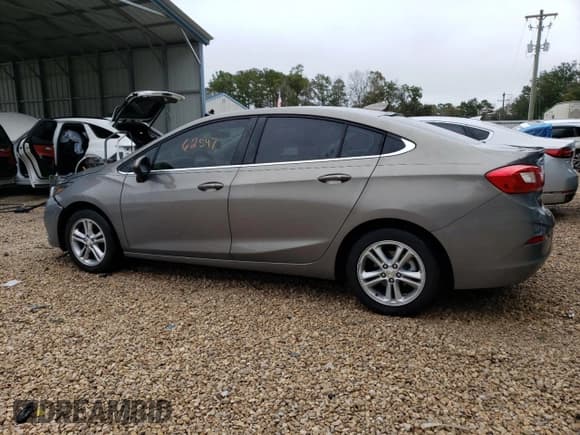 ✅ 2017 Chevrolet Cruze LT • VIN: 1G1BE5SMXH7259517 • Lot: 72501012. Listed on Copart with 62,547 mi. Free auction sales archive from the USA and detailed vehicle history report at DreamBid. Image 2.