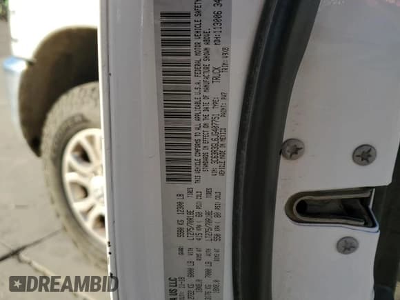 ✅ 2018 Ram 3500 Tradesman • VIN: 3C63R3GL6JG407751 • Lot: 91073335. Wystawiony na Copart z przebiegiem 130 917 mil. Bezpłatny archiwum sprzedaży aukcyjnych z USA i szczegółowy raport historii pojazdu na DreamBid. Zdjęcie 12.