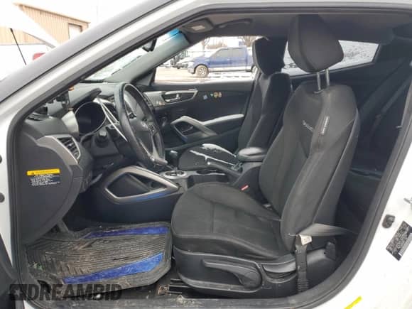 ✅ 2013 Hyundai Veloster RE:MIX • VIN: KMHTC6AD4DU136196 • Лот: 46054925. Опубликован ранее на Copart с пробегом 121 487 миль. Бесплатный доступ к архиву аукционных продаж из США и подробный отчёт об истории автомобиля на DreamBid. Изображение 7.