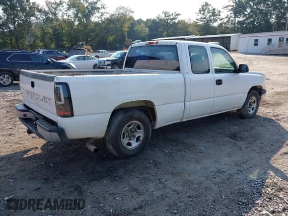 2004 Chevrolet Silverado 1500 LS with VIN 1GCEC19VX4Z316735, listed as a IAAI auction lot 43181327 with 161,094 mi miles and . Bid and sale history available at DreamBid. Image 4.