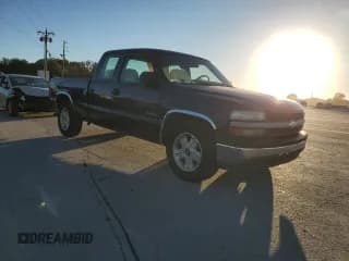 ✅ 2001 Chevrolet Silverado 1500 LS • VIN: 2GCEC19V611180107 • Лот: 75173974. Опубликован ранее на Copart с пробегом 251 626 миль. Бесплатный доступ к архиву аукционных продаж из США и подробный отчёт об истории автомобиля на DreamBid. Изображение 4.