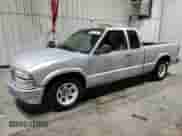 1998 Chevrolet S-10 LS с VIN 1GCCS194XW8146483, выставлен на аукционе Copart как лот 43074294 с пробегом 187 296 миль миль и Чистый • Clean title. История ставок и продаж доступна на DreamBid. Изображение 1.