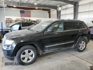 ✅ 2011 Jeep Grand Cherokee Laredo • VIN: 1J4RS4GT0BC636969 • Лот: 85829705. Опубликован ранее на Copart с пробегом 200 154 миль. Бесплатный доступ к архиву аукционных продаж из США и подробный отчёт об истории автомобиля на DreamBid. Изображение 1.