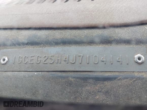 ✅ 1988 Chevrolet Chevy Van • VIN: 1GCEG25H4J7104141 • Лот: 43097646. Опубликован ранее на IAAI с пробегом 10 988 миль. Бесплатный доступ к архиву аукционных продаж из США и подробный отчёт об истории автомобиля на DreamBid. Изображение 9.