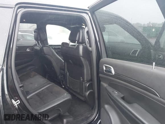 ✅ 2019 Jeep Grand Cherokee Upland • VIN: 1C4RJFAG0KC587983 • Lot: 43314845. Listed on IAAI with 108,491 mi. Free auction sales archive from the USA and detailed vehicle history report at DreamBid. Image 8.