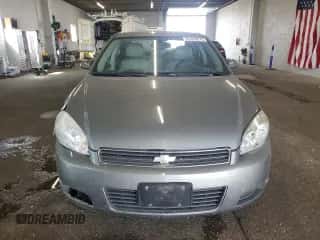 2009 Chevrolet Impala LTZ z VIN 2G1WU57MX91122850, wystawiony jako Copart lot #81018575 z przebiegiem 219 105 mil mil oraz Szkoda całkowita • Salvage title. Historia ofert i sprzedaży dostępna na DreamBid. Obrazek 5.