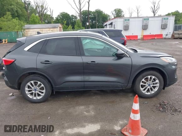 ✅ 2020 Ford Escape SE • VIN: 1FMCU9G64LUA25167 • Лот: 42307557. Опубликован ранее на IAAI с пробегом 82 524 миль. Бесплатный доступ к архиву аукционных продаж из США и подробный отчёт об истории автомобиля на DreamBid. Изображение 14.